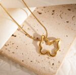 Flutter Glow Necklace - Image 2