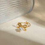 The Pearl Ribbon Ring