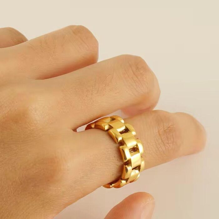 The Bold Bond Ring - Image 4